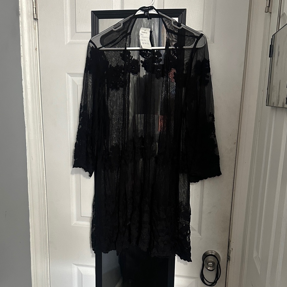 Elegant Black Lace Kimono Robe